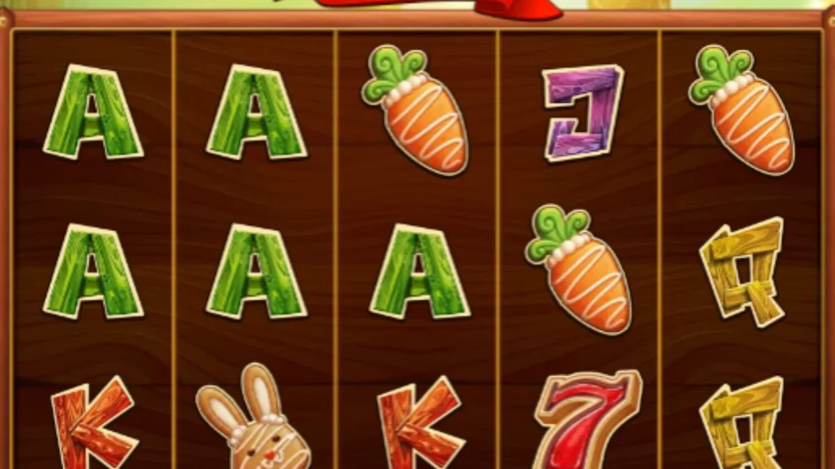 Tampilan antarmuka permainan slot Golden Egg Hunt pada layar ponsel pintar